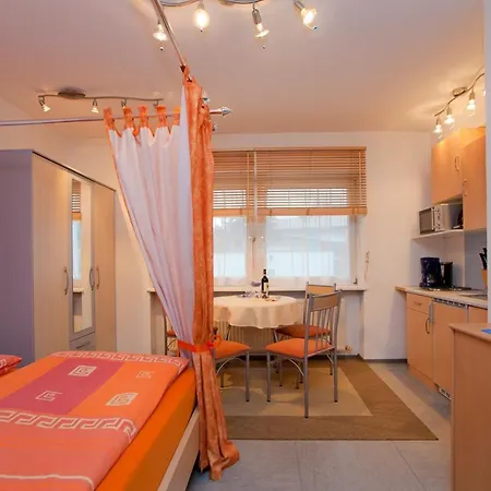 贝里恩沃农派利酒店 公寓 *